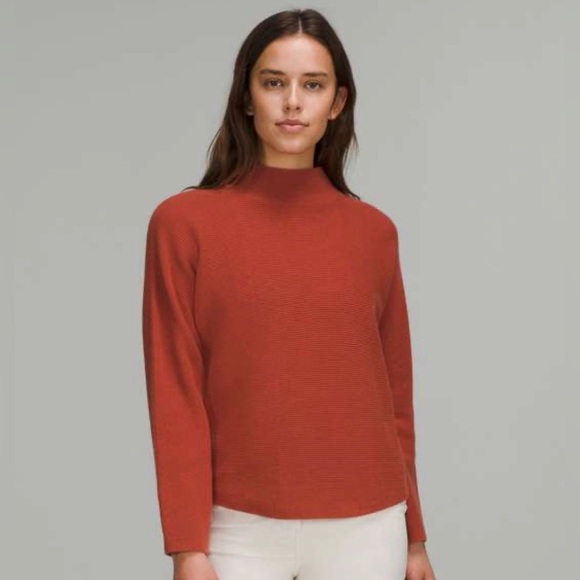 Lululemon Boxy Cotton-Blend Sweater - Picture 2 of 11